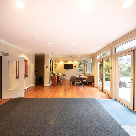 Modern Downtown Top Floor Penthouse With Bay Views Seattle Eksteriør bilde