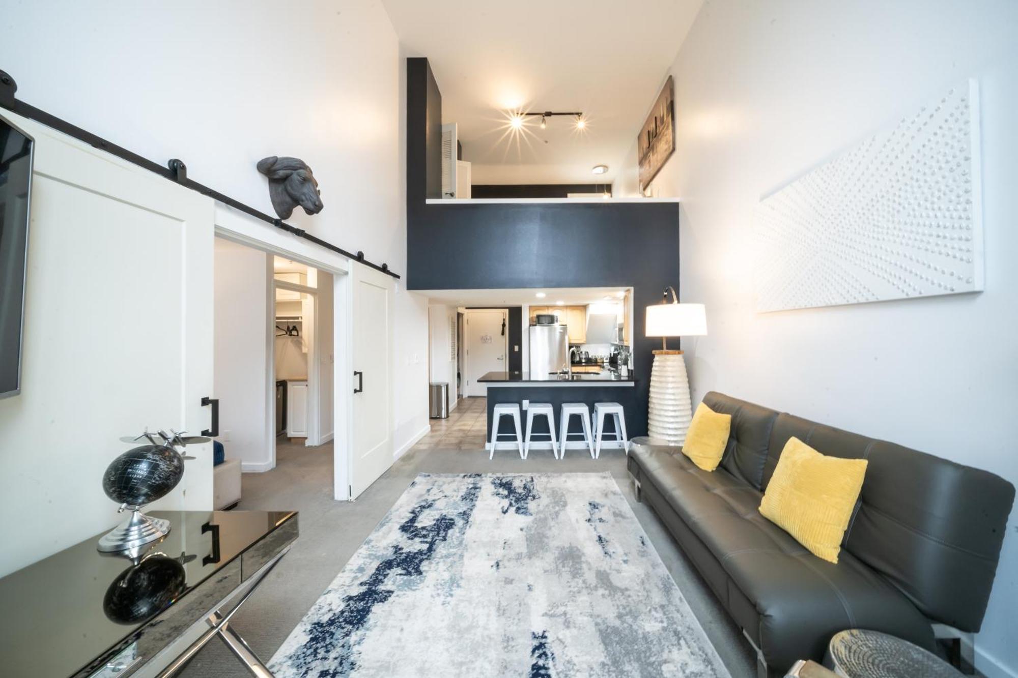 Modern Downtown Top Floor Penthouse With Bay Views Seattle Eksteriør bilde